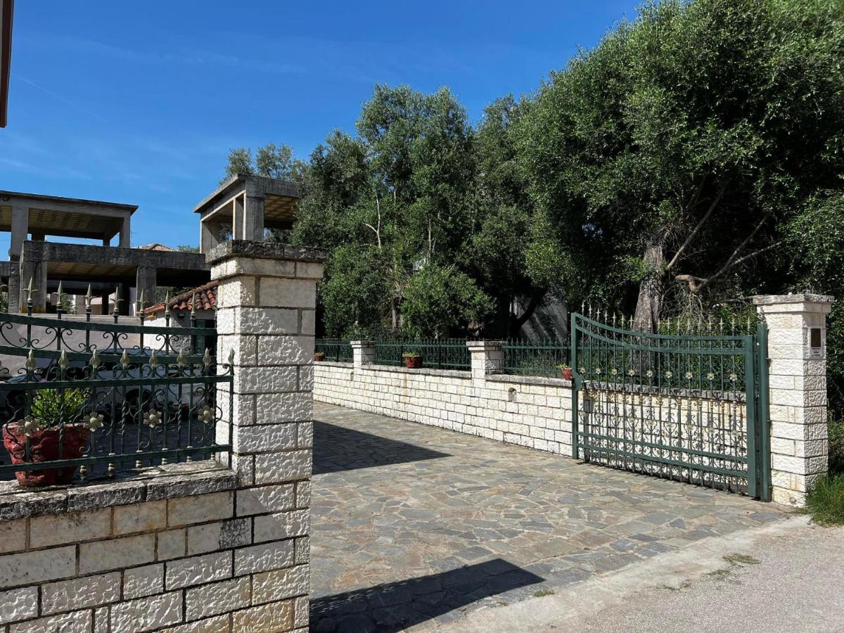 Dionysus Apartments & Studios Sivota  Ngoại thất bức ảnh